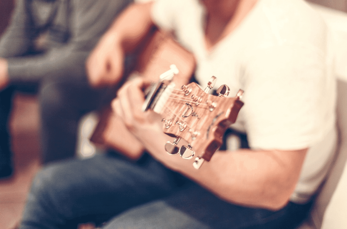 Guitar via Pexels